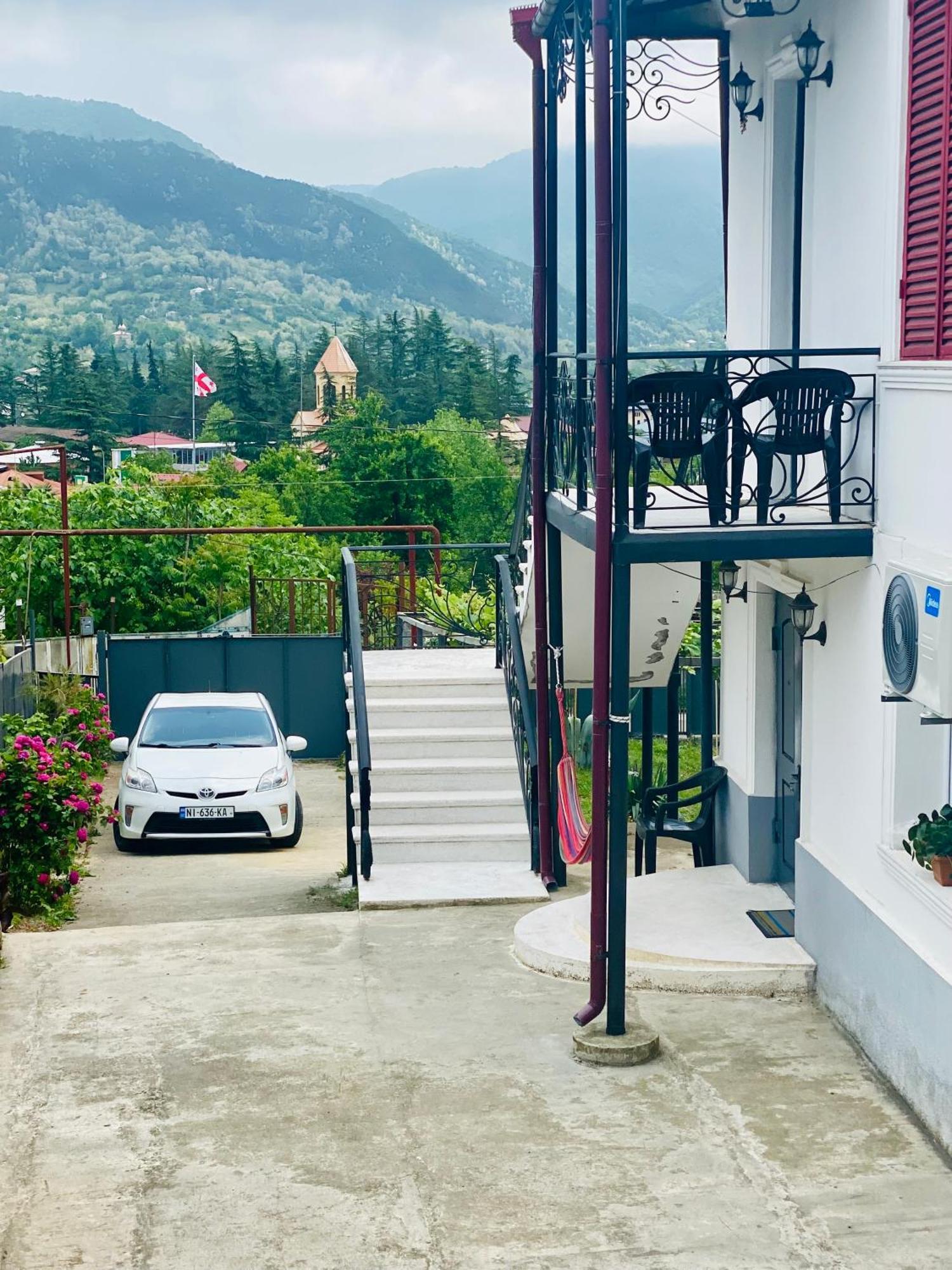 Guesthause Bagdati Exteriör bild